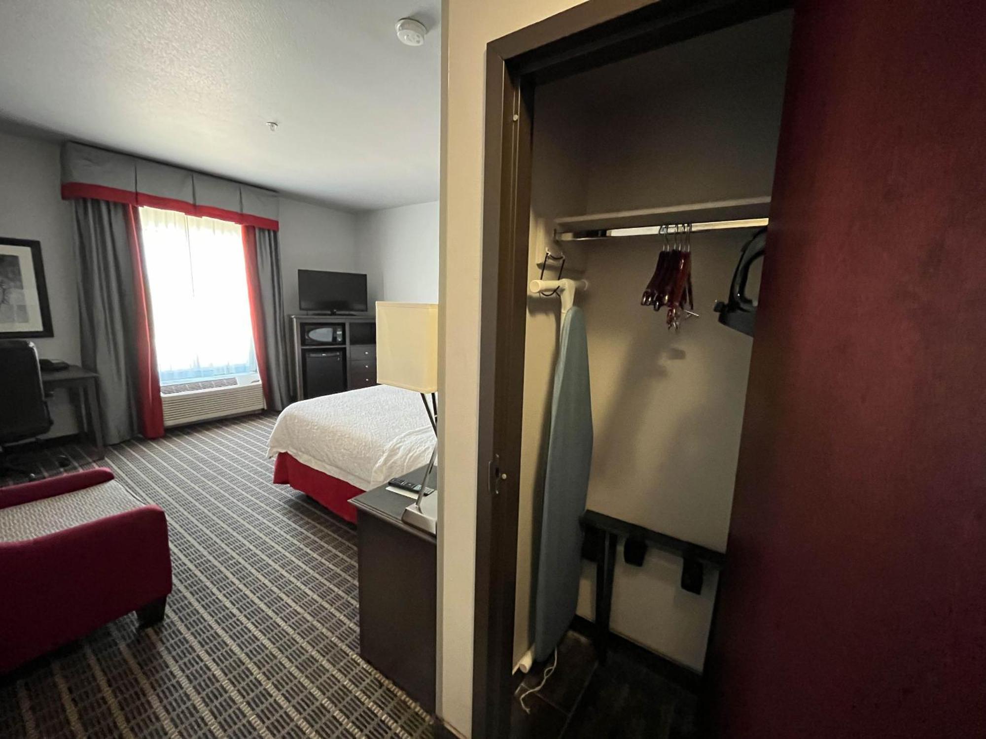 Quality Inn & Suites Pearsall Ngoại thất bức ảnh